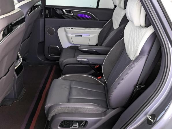 Hongqi E-HS9 с пробегом 2023 года, цена 4 900 000 рублей, 37005 км, внедорожник, Автокод Объявления