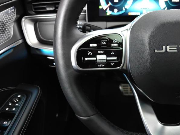 JETOUR X70+ I Рестайлинг с пробегом 2025 года, цена 2 260 000 рублей, 24900 км, внедорожник, Автокод Объявления