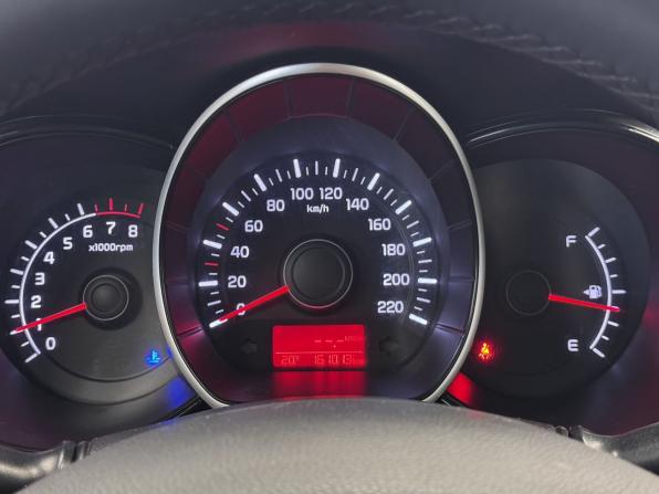 Kia Rio III Рестайлинг с пробегом 2016 года, цена 1 027 500 рублей, 161012 км, седан, Автокод Объявления