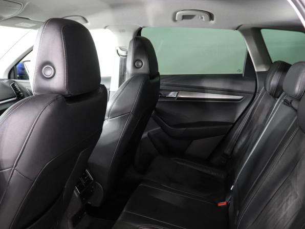 Skoda Karoq I с пробегом 2020 года, цена 2 280 000 рублей, 116065 км, внедорожник, Автокод Объявления