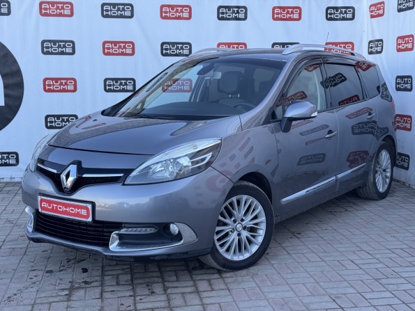Renault Scenic III Рестайлинг 2 с пробегом 2013 года, цена 949 990 рублей, 199452 км, компактвэн, Автокод Объявления