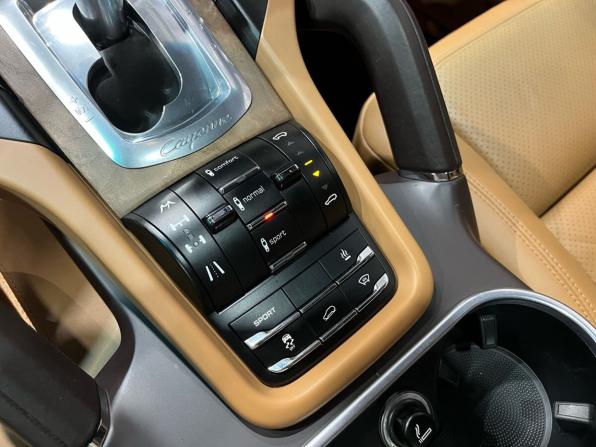 Porsche Cayenne II (958) с пробегом 2011 года, цена 2 379 000 рублей, 239700 км, внедорожник, Автокод Объявления