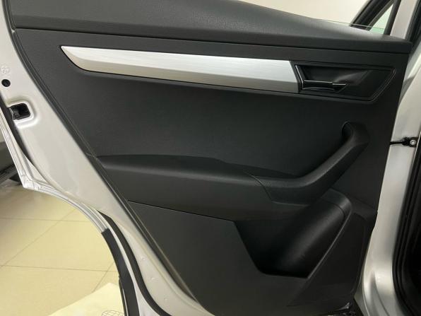 Skoda Karoq I с пробегом 2021 года, цена 2 250 000 рублей, 105000 км, внедорожник, Автокод Объявления