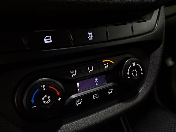 Lada (ВАЗ) Vesta I с пробегом 2017 года, цена 819 000 рублей, 68121 км, седан, Автокод Объявления