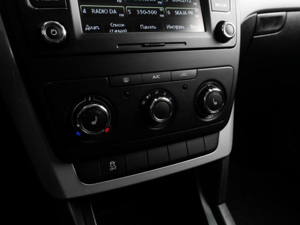 Skoda Yeti I с пробегом 2014 года, цена 799 000 рублей, 169617 км, внедорожник, Автокод Объявления