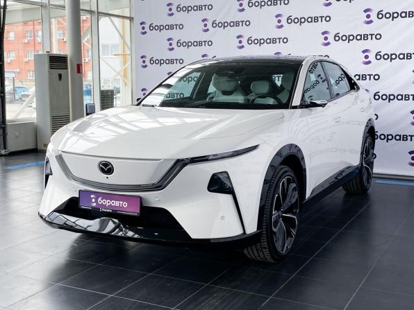 Mazda EZ-60 с пробегом 2025 года, цена 4 895 000 рублей, 50 км, внедорожник, Автокод Объявления