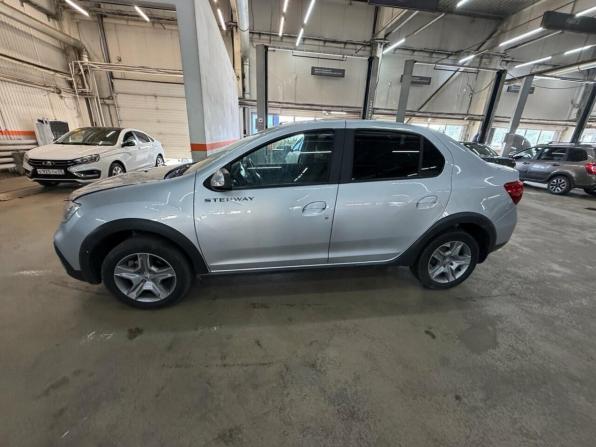 Renault Logan II Рестайлинг с пробегом 2021 года, цена 1 270 000 рублей, 57000 км, седан, Автокод Объявления