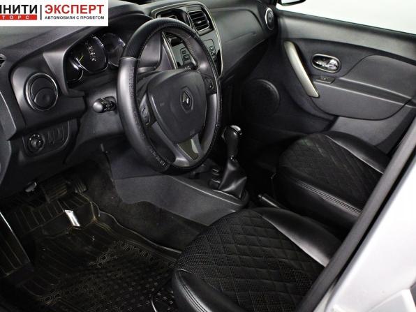 Renault Sandero II Рестайлинг с пробегом 2018 года, цена 1 047 000 рублей, 277651 км, хэтчбек, Автокод Объявления