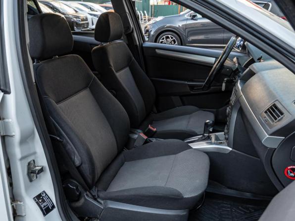 Opel Astra H Рестайлинг с пробегом 2013 года, цена 930 000 рублей, 234673 км, универсал, Автокод Объявления