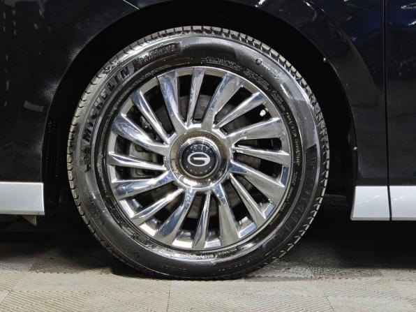 GAC M8 с пробегом 2023 года, цена 4 159 000 рублей, 23576 км, минивэн, Автокод Объявления