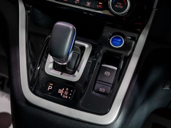 Nissan Serena V (C27) с пробегом 2018 года, цена 1 950 000 рублей, 132000 км, минивэн, Автокод Объявления