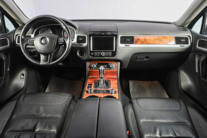 Volkswagen Touareg II с пробегом 2010 года, цена 1 959 000 рублей, 290000 км, внедорожник, Автокод Объявления