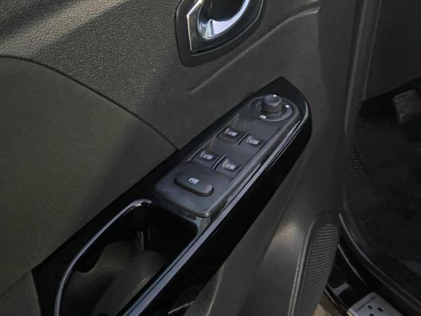 Renault Kaptur I с пробегом 2017 года, цена 1 470 000 рублей, 150512 км, внедорожник, Автокод Объявления