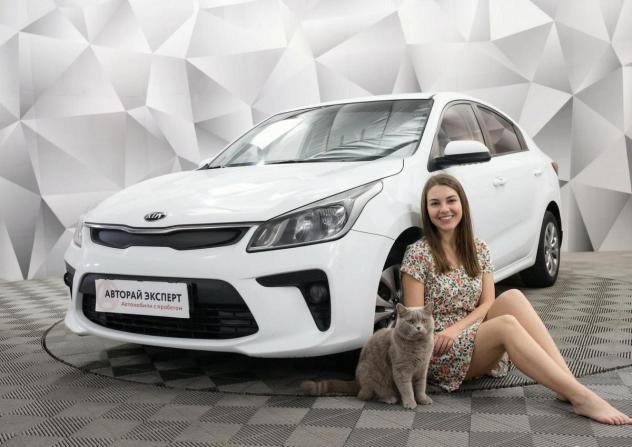 Kia Rio IV с пробегом 2017 года, цена 1 030 000 рублей, 135500 км, седан, Автокод Объявления