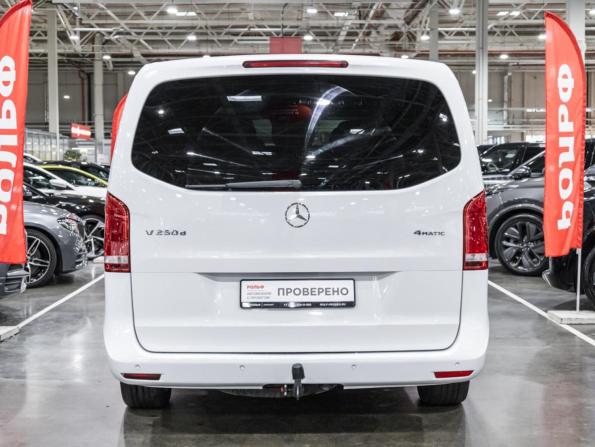 Mercedes-Benz V-Класс III (W447) с пробегом 2015 года, цена 4 039 700 рублей, 129935 км, минивэн, Автокод Объявления