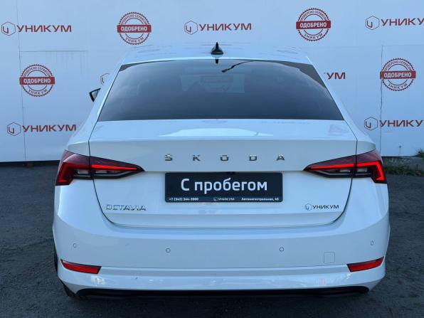 Skoda Octavia IV (A8) с пробегом 2020 года, цена 2 299 000 рублей, 98783 км, лифтбек, Автокод Объявления