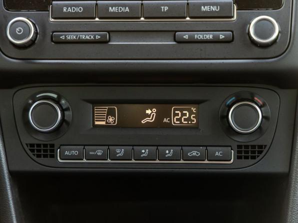 Volkswagen Polo V с пробегом 2011 года, цена 878 000 рублей, 94500 км, седан, Автокод Объявления