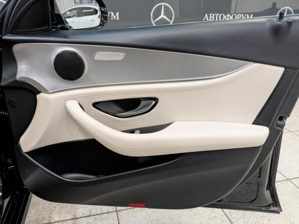 Mercedes-Benz E-Класс V (W213 S213 C238) с пробегом 2019 года, цена 3 490 000 рублей, 96592 км, седан, Автокод Объявления