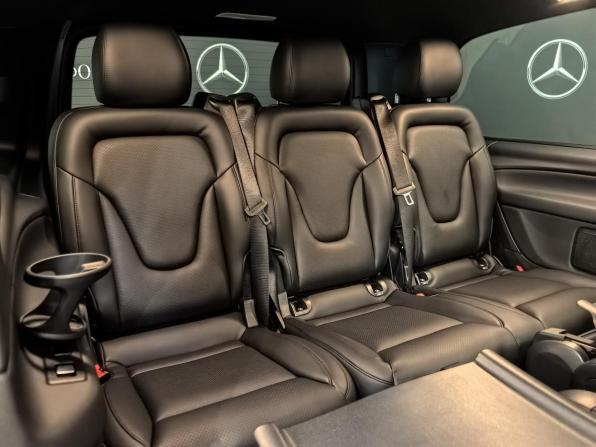 Mercedes-Benz V-Класс III (W447) Рестайлинг с пробегом 2019 года, цена 6 750 000 рублей, 39764 км, минивэн, Автокод Объявления