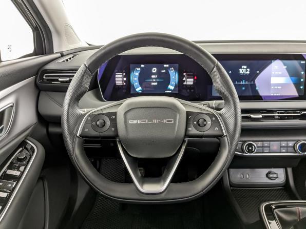 BAIC U5 Plus с пробегом 2024 года, цена 1 300 000 рублей, 21045 км, седан, Автокод Объявления