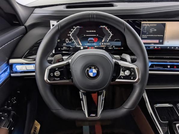 BMW 7 серии VII (G70) с пробегом 2025 года, цена 15 200 000 рублей, 6532 км, седан, Автокод Объявления