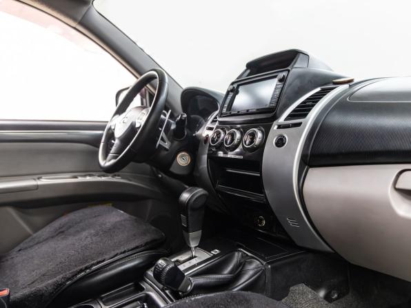 Mitsubishi Pajero Sport II Рестайлинг с пробегом 2015 года, цена 1 658 000 рублей, 387188 км, внедорожник, Автокод Объявления