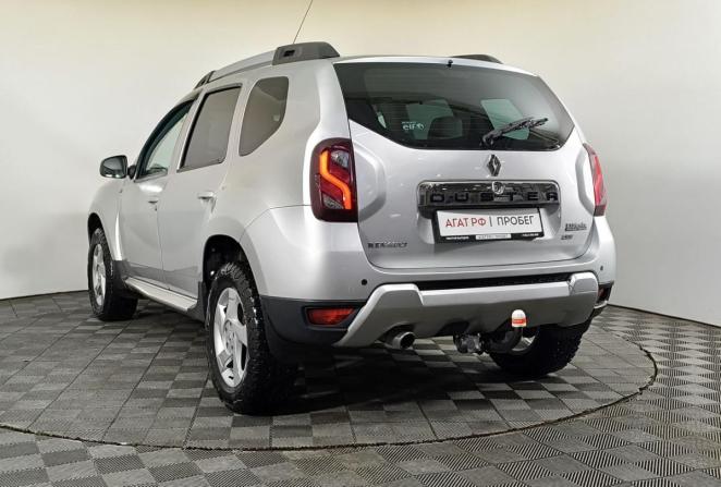 Renault Duster I Рестайлинг с пробегом 2015 года, цена 1 200 000 рублей, 133782 км, внедорожник, Автокод Объявления