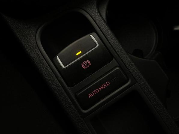 Volkswagen Tiguan I Рестайлинг с пробегом 2011 года, цена 1 210 000 рублей, 177376 км, внедорожник, Автокод Объявления