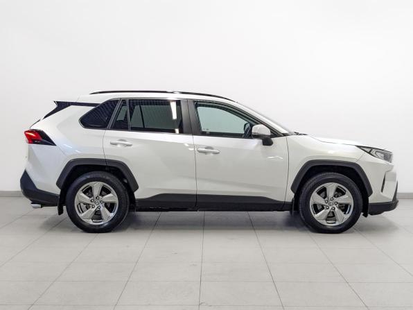 Toyota RAV4 V (XA50) с пробегом 2022 года, цена 4 045 000 рублей, 76322 км, внедорожник, Автокод Объявления