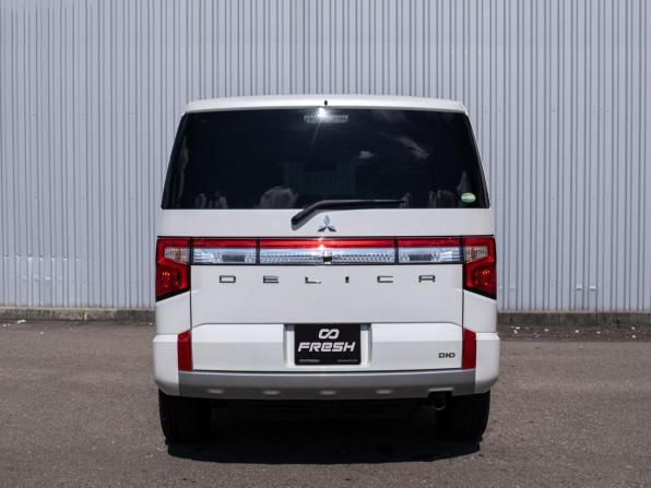Mitsubishi Delica D:5 I Рестайлинг с пробегом 2019 года, цена 3 850 000 рублей, 77672 км, минивэн, Автокод Объявления