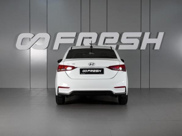 Hyundai Solaris II с пробегом 2017 года, цена 1 259 000 рублей, 115796 км, седан, Автокод Объявления