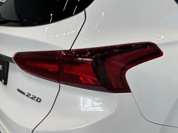Hyundai Santa Fe IV с пробегом 2019 года, цена 3 020 000 рублей, 113084 км, внедорожник, Автокод Объявления