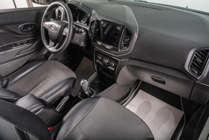 Lada (ВАЗ) XRAY I с пробегом 2018 года, цена 999 000 рублей, 55415 км, хэтчбек, Автокод Объявления