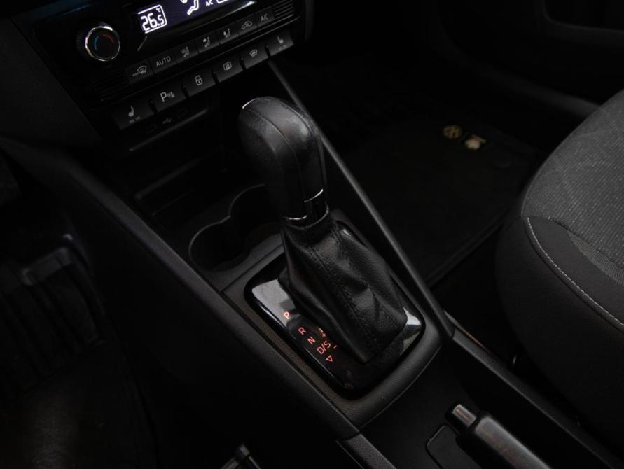 Volkswagen Polo VI Санкт-Петербург  - изображение 13
