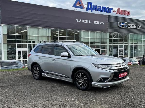 Mitsubishi Outlander III Рестайлинг 2 с пробегом 2016 года, цена 1 995 000 рублей, 111826 км, внедорожник, Автокод Объявления