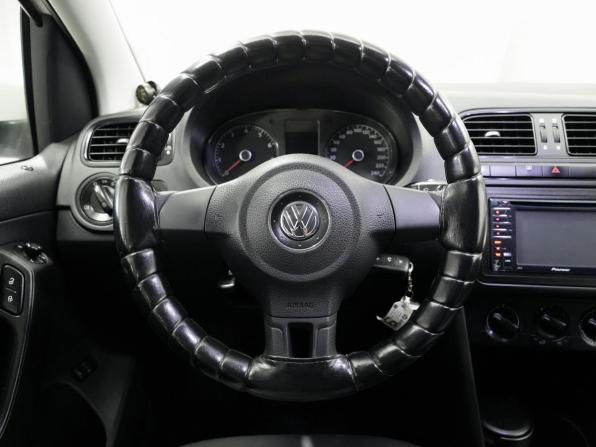 Volkswagen Polo V с пробегом 2012 года, цена 672 000 рублей, 190000 км, седан, Автокод Объявления