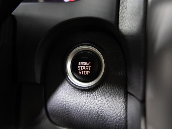Kia Mohave I Рестайлинг с пробегом 2018 года, цена 3 199 000 рублей, 116997 км, внедорожник, Автокод Объявления
