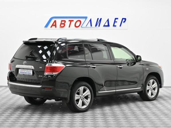 Toyota Highlander II (XU40) Рестайлинг с пробегом 2013 года, цена 1 299 000 рублей, 138358 км, внедорожник, Автокод Объявления