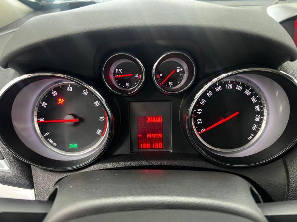 Opel Mokka I с пробегом 2015 года, цена 999 000 рублей, 138000 км, внедорожник, Автокод Объявления
