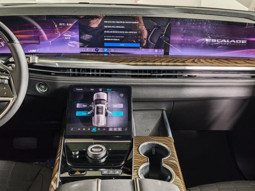 Cadillac Escalade V Рестайлинг Москва  - изображение 15