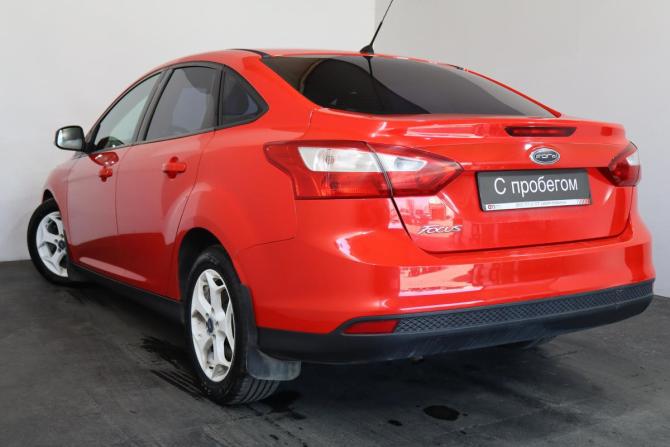 Ford Focus III с пробегом 2013 года, цена 649 000 рублей, 200000 км, седан, Автокод Объявления