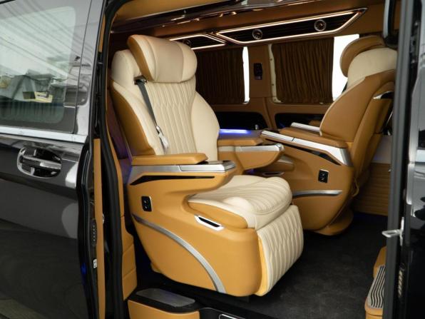 Mercedes-Benz Vito III (W447) Рестайлинг 2 с пробегом 2025 года, цена 9 798 999 рублей, 178 км, минивэн, Автокод Объявления