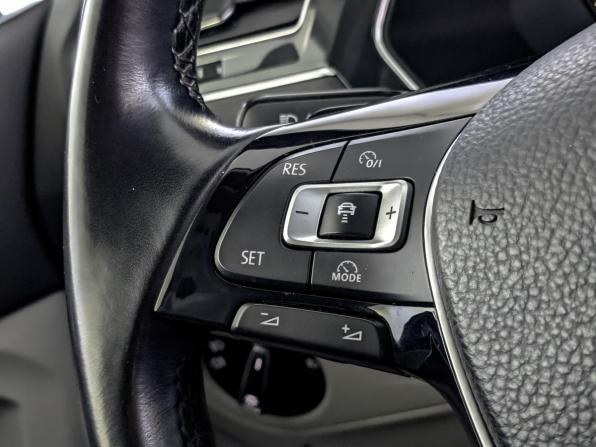 Volkswagen Tiguan II с пробегом 2018 года, цена 2 550 000 рублей, 168658 км, внедорожник, Автокод Объявления