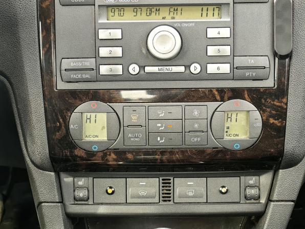 Ford Focus II с пробегом 2005 года, цена 359 000 рублей, 184000 км, седан, Автокод Объявления