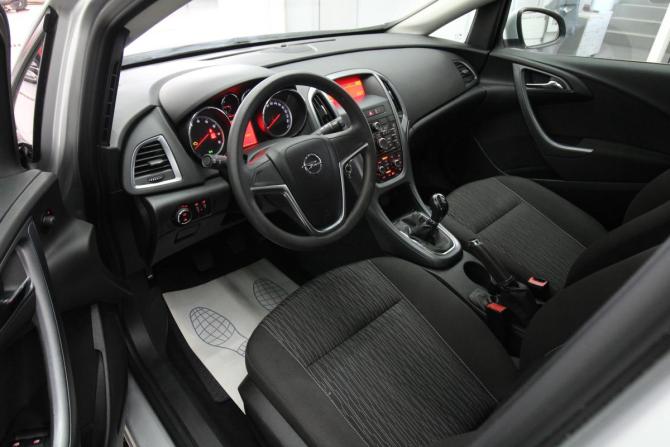 Opel Astra J Рестайлинг с пробегом 2012 года, цена 890 000 рублей, 44050 км, хэтчбек, Автокод Объявления