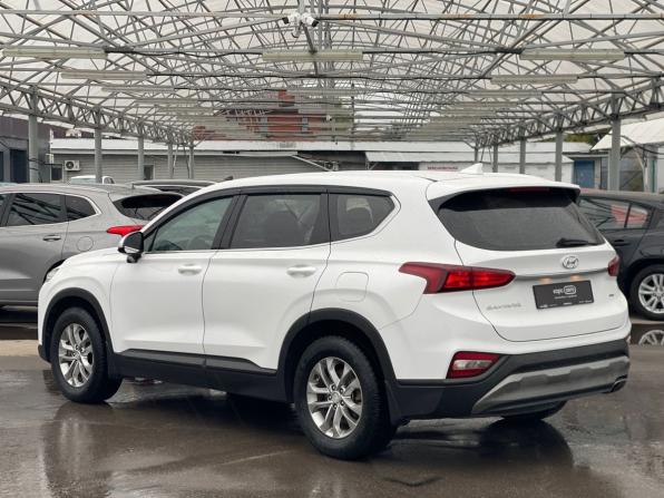Hyundai Santa Fe IV с пробегом 2018 года, цена 2 399 000 рублей, 120416 км, внедорожник, Автокод Объявления