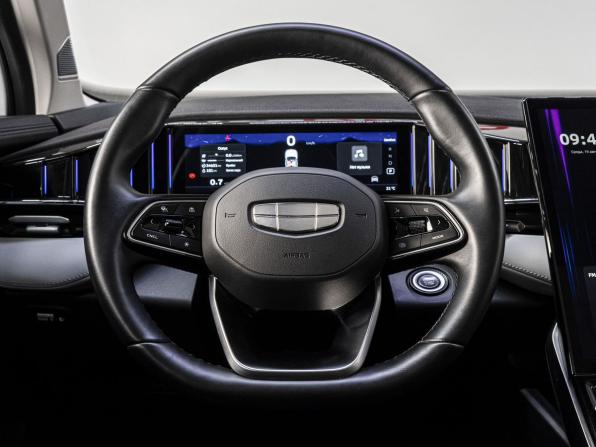 Geely Atlas II с пробегом 2024 года, цена 2 990 000 рублей, 34631 км, внедорожник, Автокод Объявления