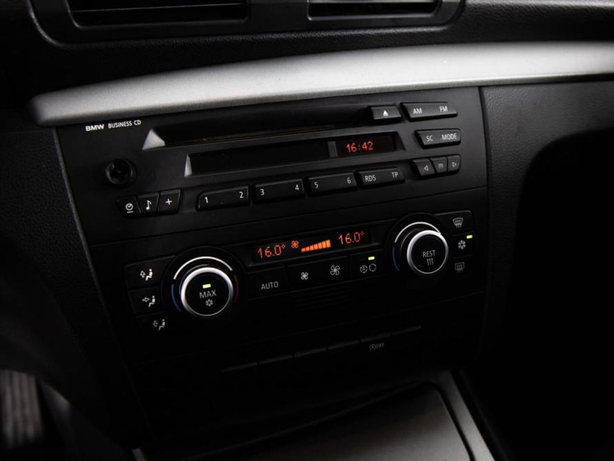 BMW 1 серии I (E81/E82/E87/E88) Рестайлинг Санкт-Петербург  - изображение 12