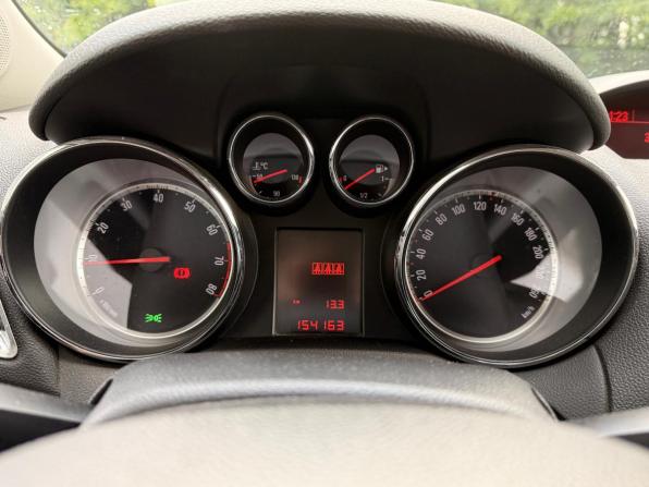 Opel Mokka I с пробегом 2014 года, цена 1 029 000 рублей, 154163 км, внедорожник, Автокод Объявления
