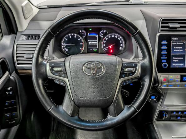 Toyota Land Cruiser Prado 150 Series Рестайлинг 2 с пробегом 2022 года, цена 7 300 000 рублей, 68165 км, внедорожник, Автокод Объявления
